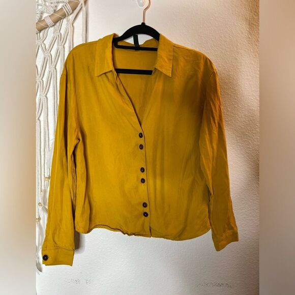 Zara Trafaluc mustard  blouse - Picture 2 of 2